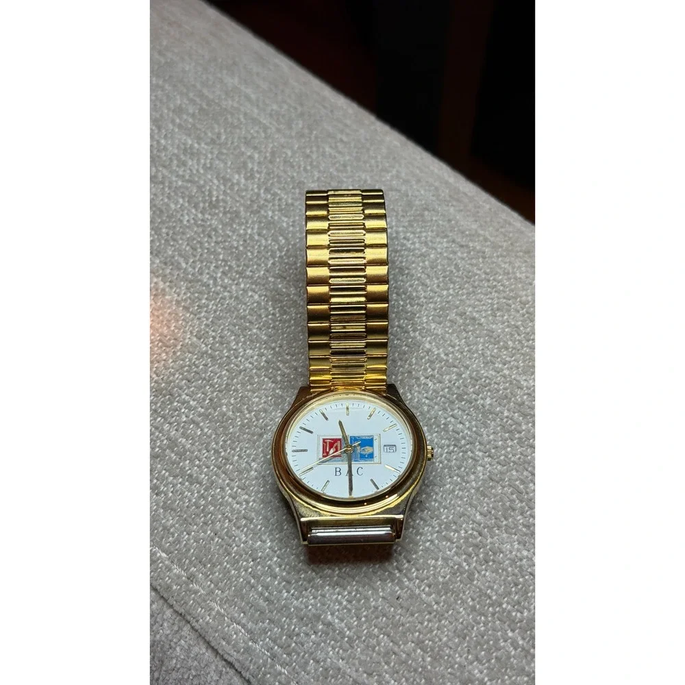 American Time Ltd Union Made Gold Tone Watch BAC Logo Expandable Band 3ATM